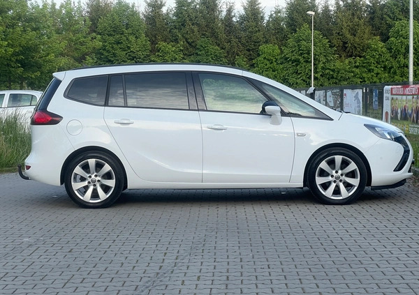 Opel Zafira cena 43900 przebieg: 105000, rok produkcji 2012 z Świecie małe 742